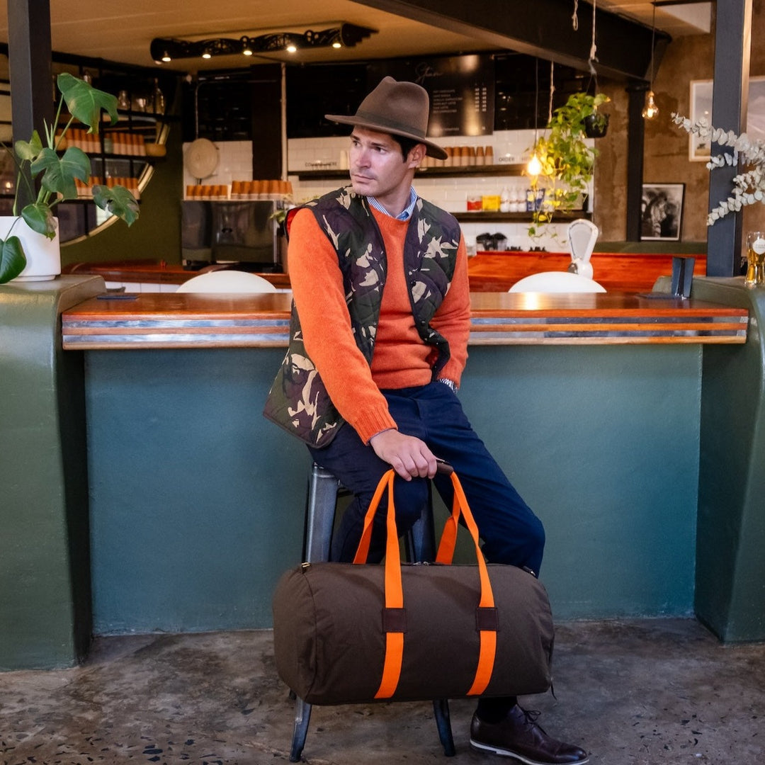 Dufflebag -L- KHAKI with orange strap