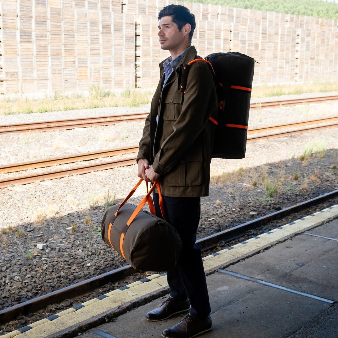 Dufflebag -M- KHAKI with orange strap